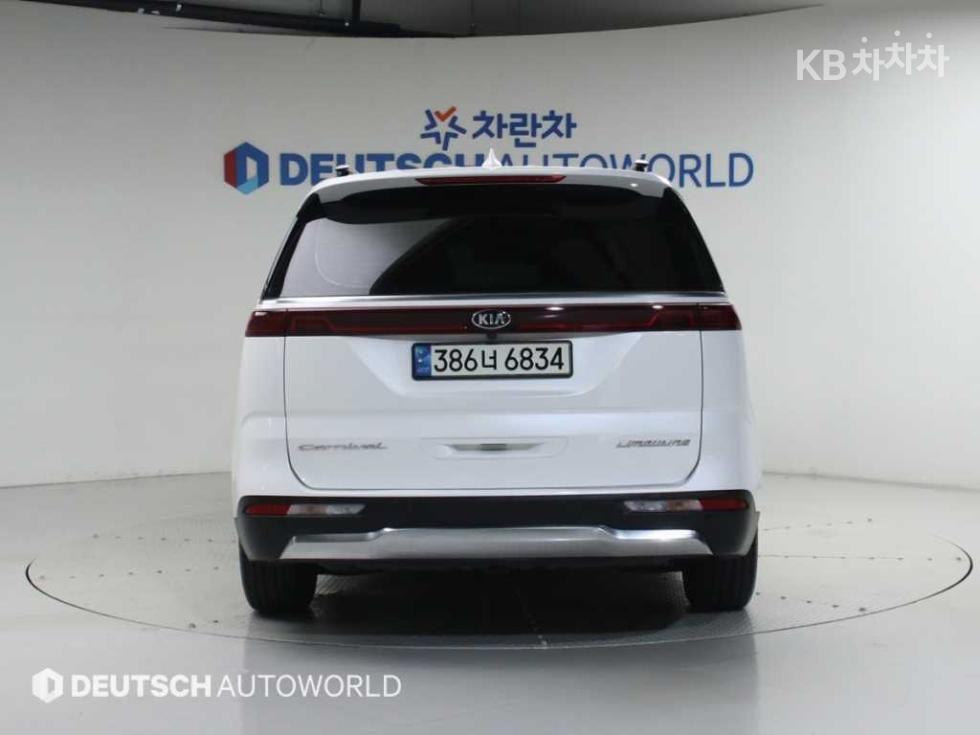 2021 - kia carnival