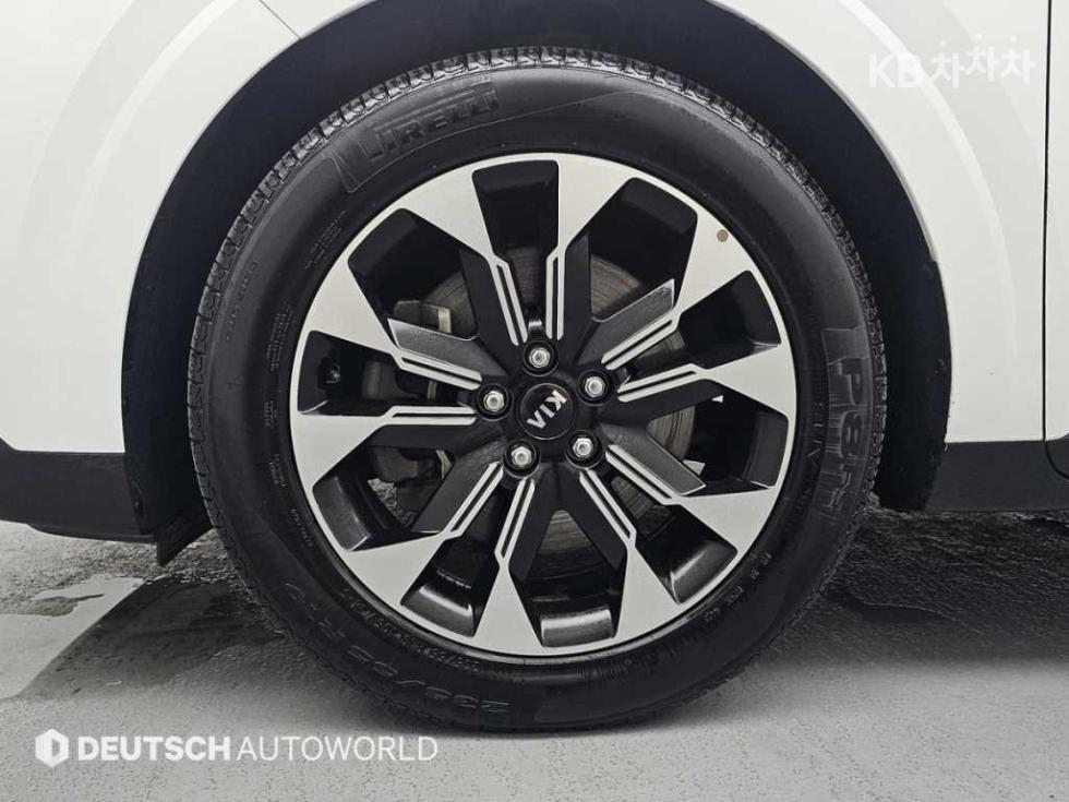 2021 - kia carnival