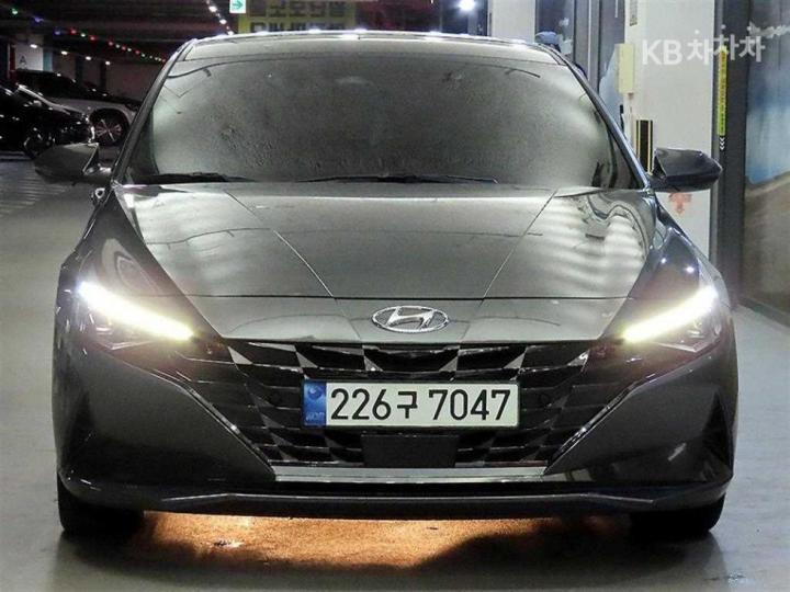 Hyundai Avante CN7 1.6 Gasoline Inspiration 3