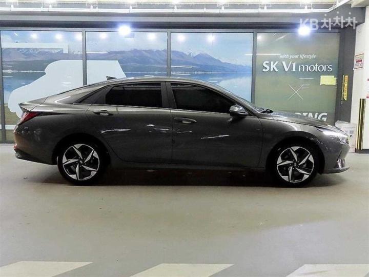 Hyundai Avante CN7 1.6 Gasoline Inspiration 4