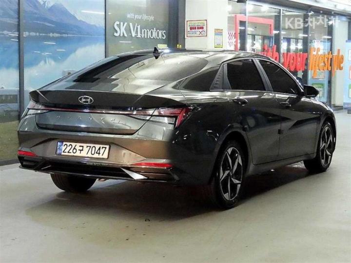 Hyundai Avante CN7 1.6 Gasoline Inspiration 5
