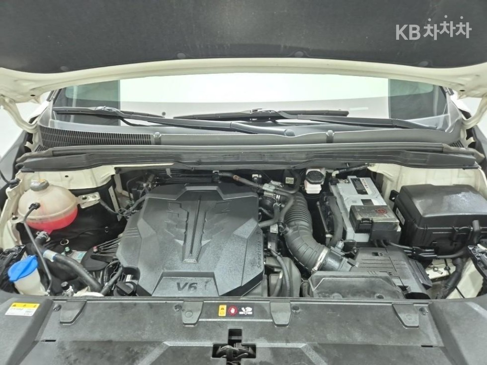 2023 - kia carnival