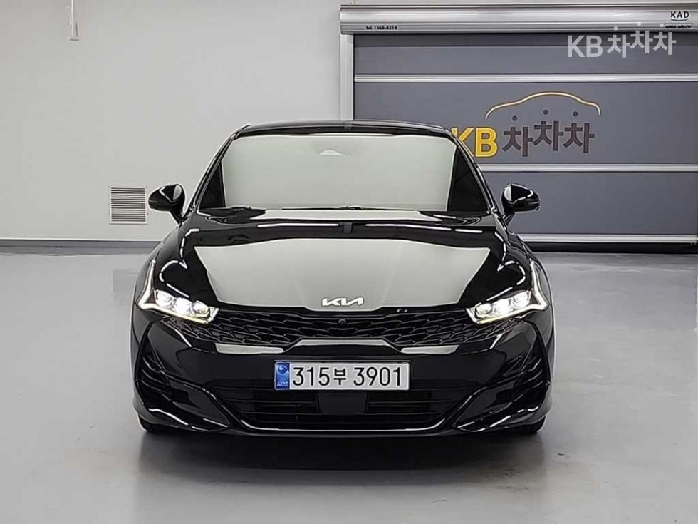 2022 - kia k5