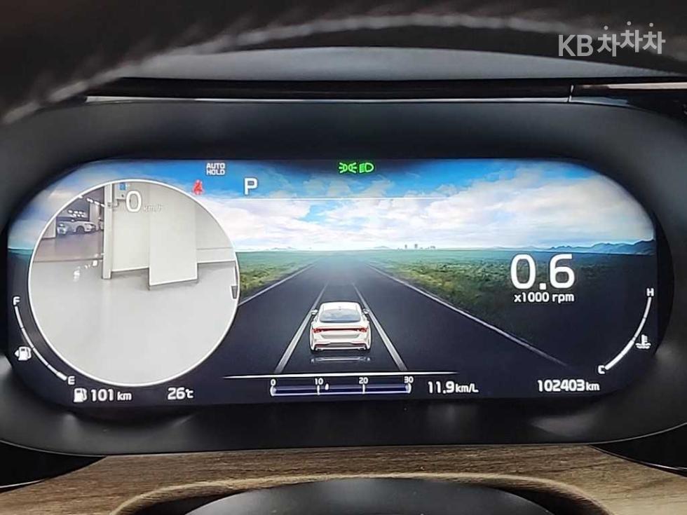 2022 - kia k5
