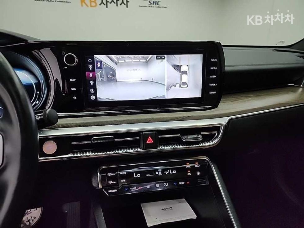2022 - kia k5