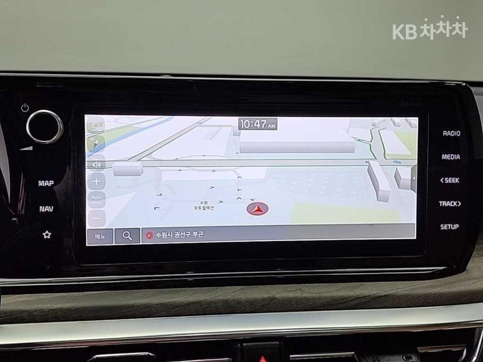 2022 - kia k5