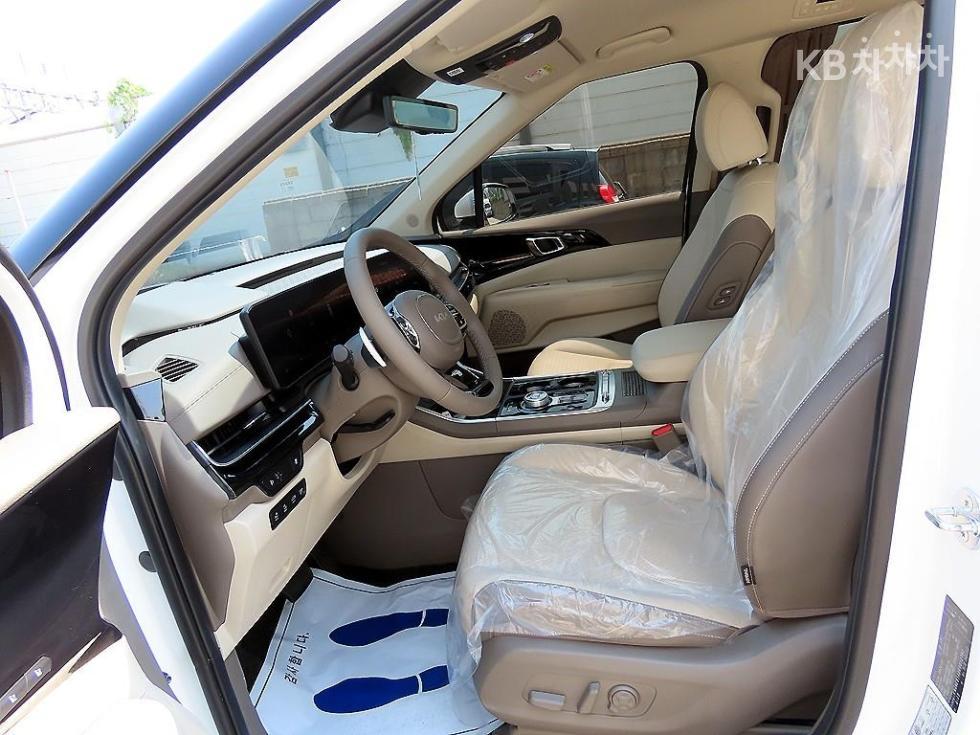 2024 - kia carnival
