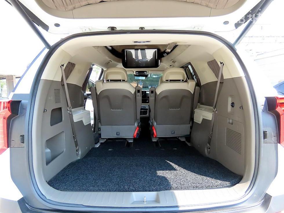 2024 - kia carnival