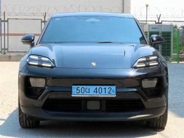 Porsche Macan Base 4 — foto 1