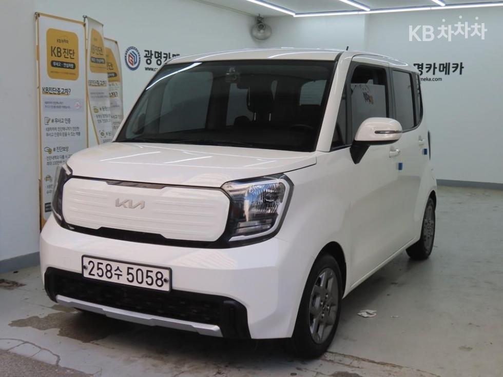 2023 - kia kia