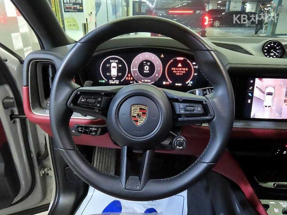 Porsche Cayenne — miniaturë 9