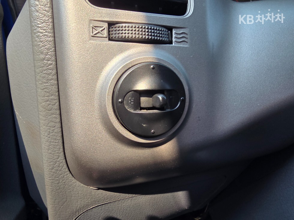 2013 - kia bongo iii