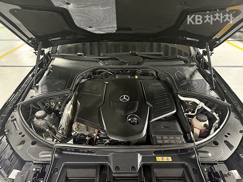 Mercedes-Benz S-klasse — miniaturë 11