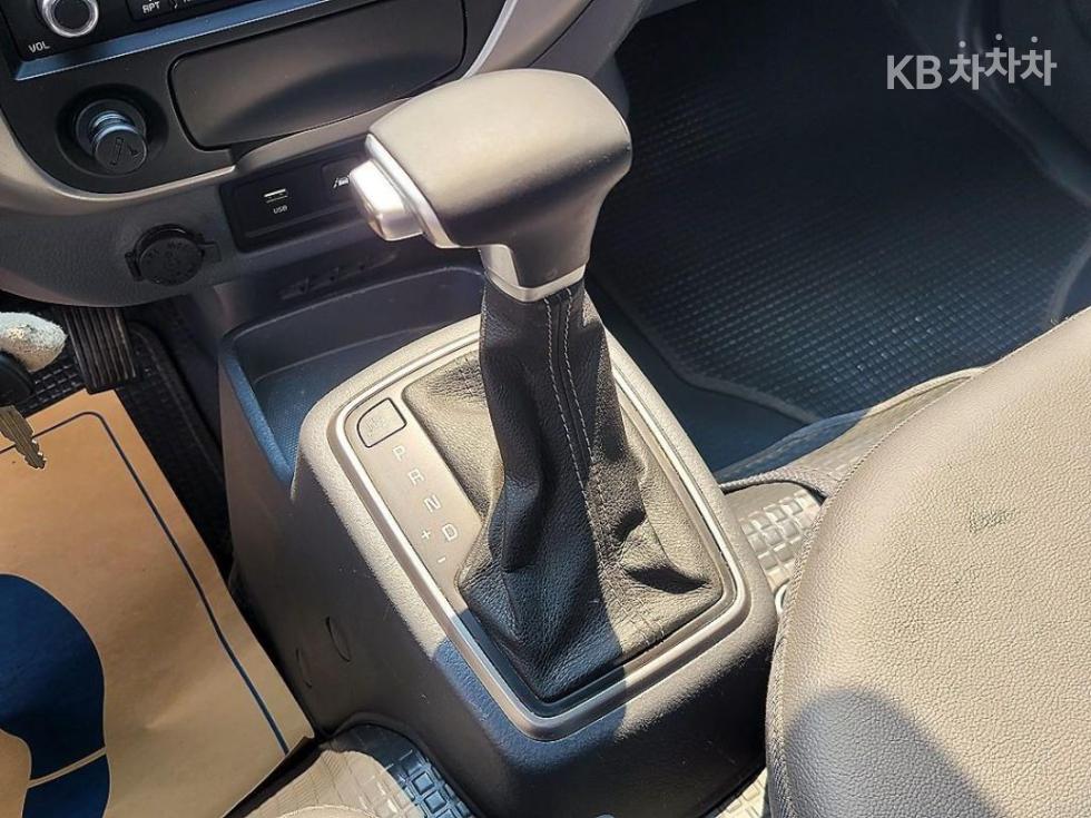 2022 - kia bongo iii
