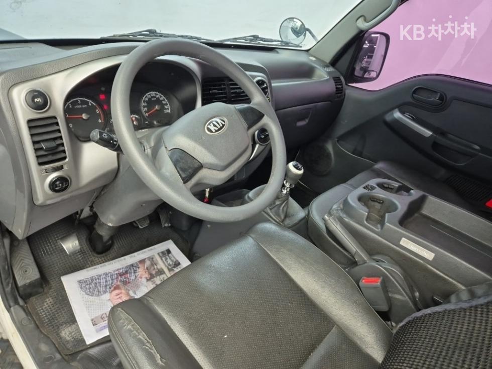 2014 - kia bongo iii