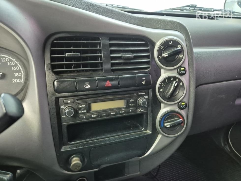 2014 - kia bongo iii