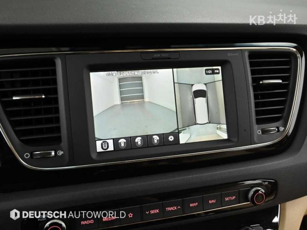 2018 - kia carnival
