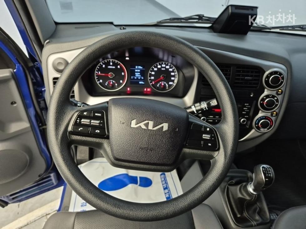 2024 - kia bongo iii