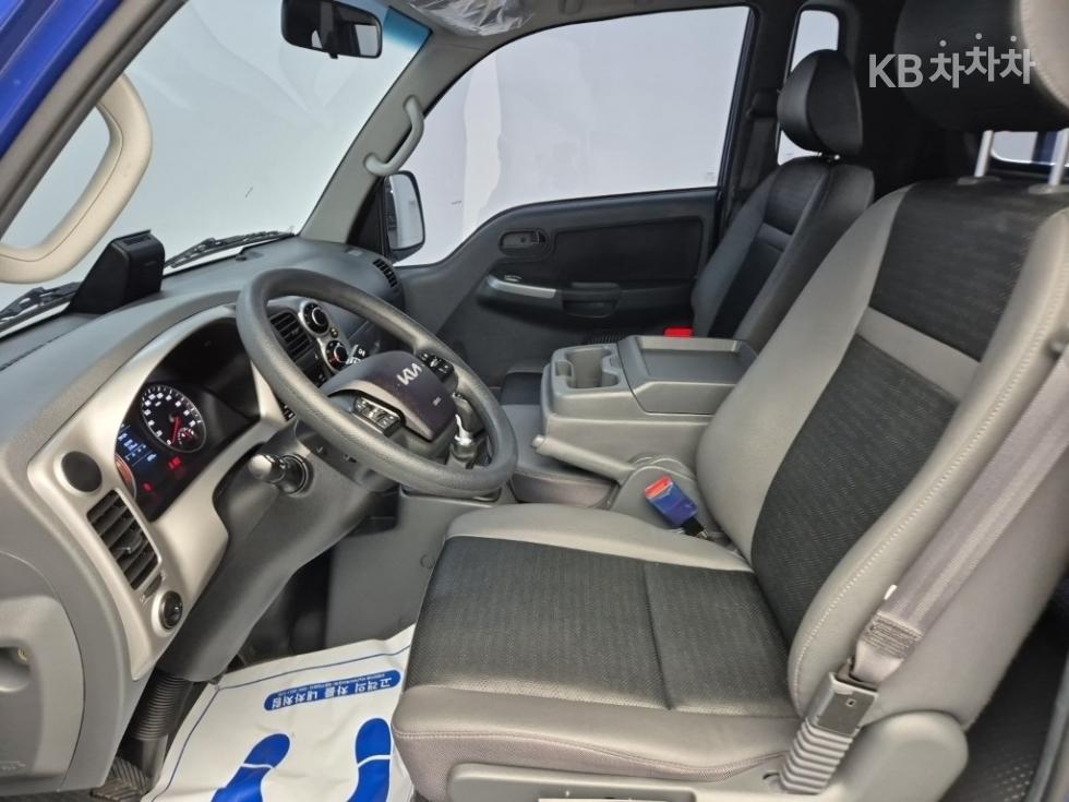 2024 - kia bongo iii