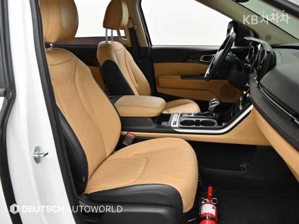 2023 - kia carnival
