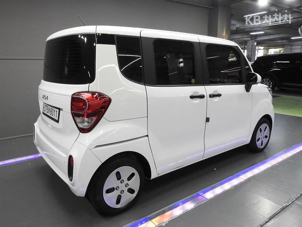 2022 - kia ray