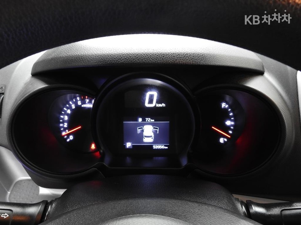 2022 - kia ray
