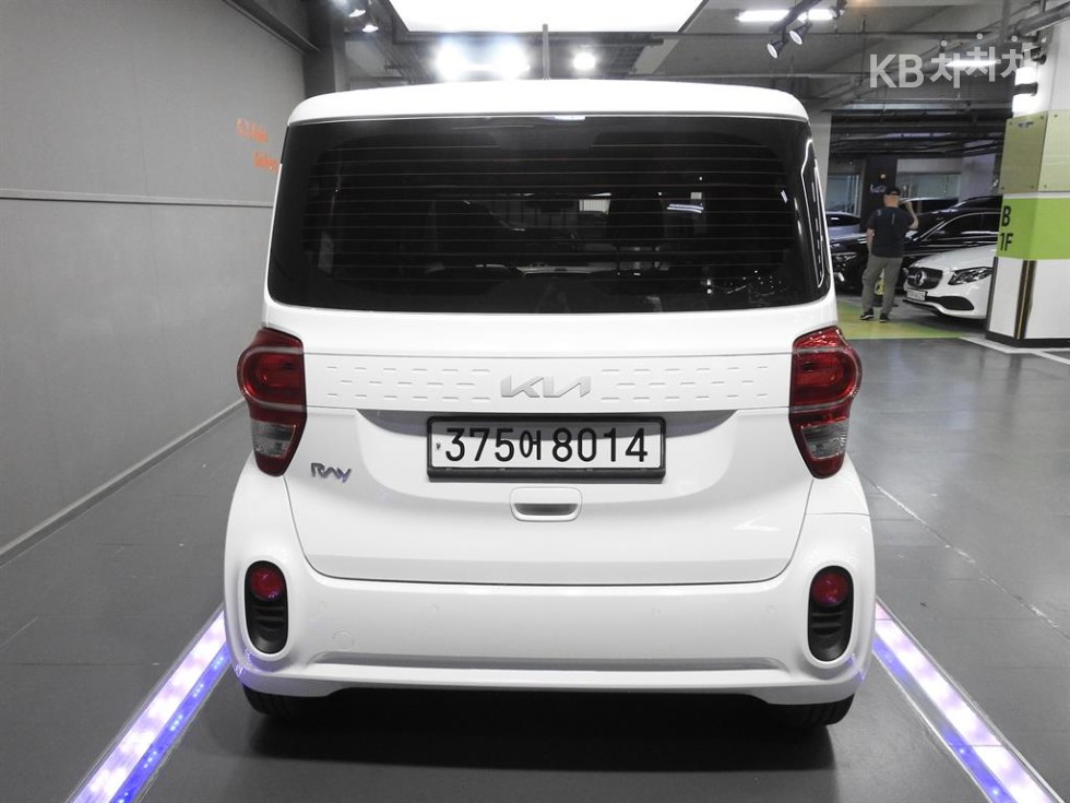 2022 - kia ray