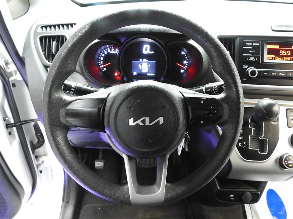 2022 - kia ray