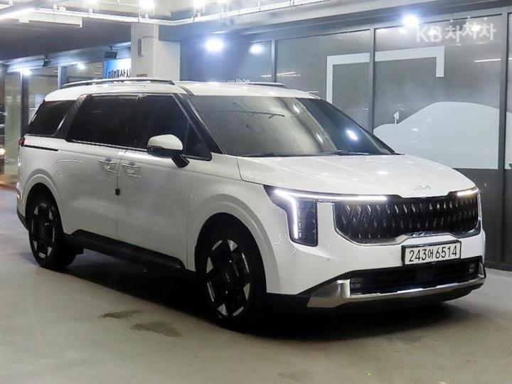 Kia Carnival Hybrid 1.6 HEV Noblesse