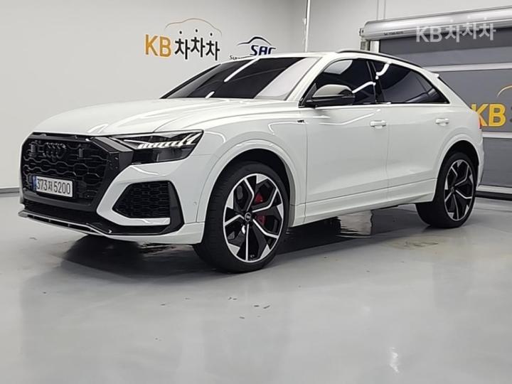 Audi RS Q8 4.0 — foto 1