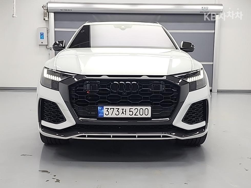 Audi RS Q8 — miniaturë 2