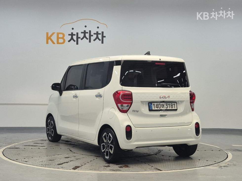 2022 - kia ray