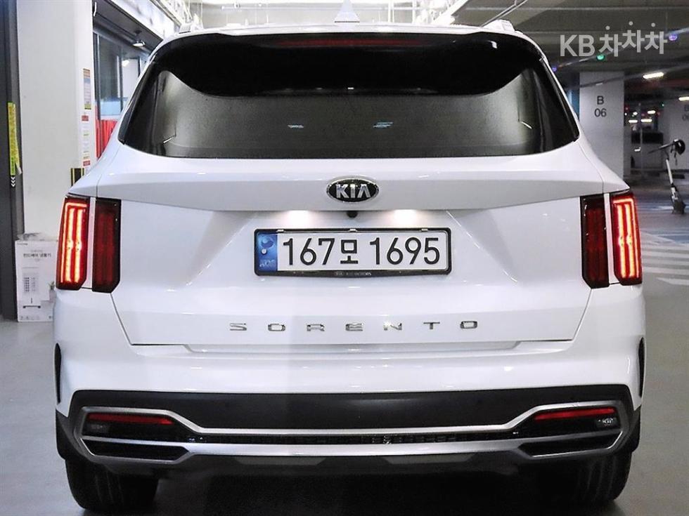 2021 - kia sorento