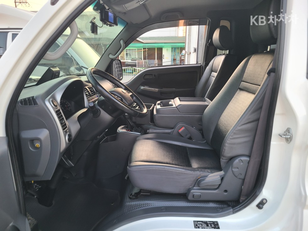 2022 - kia bongo iii