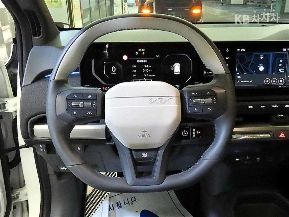2025 - kia ev3