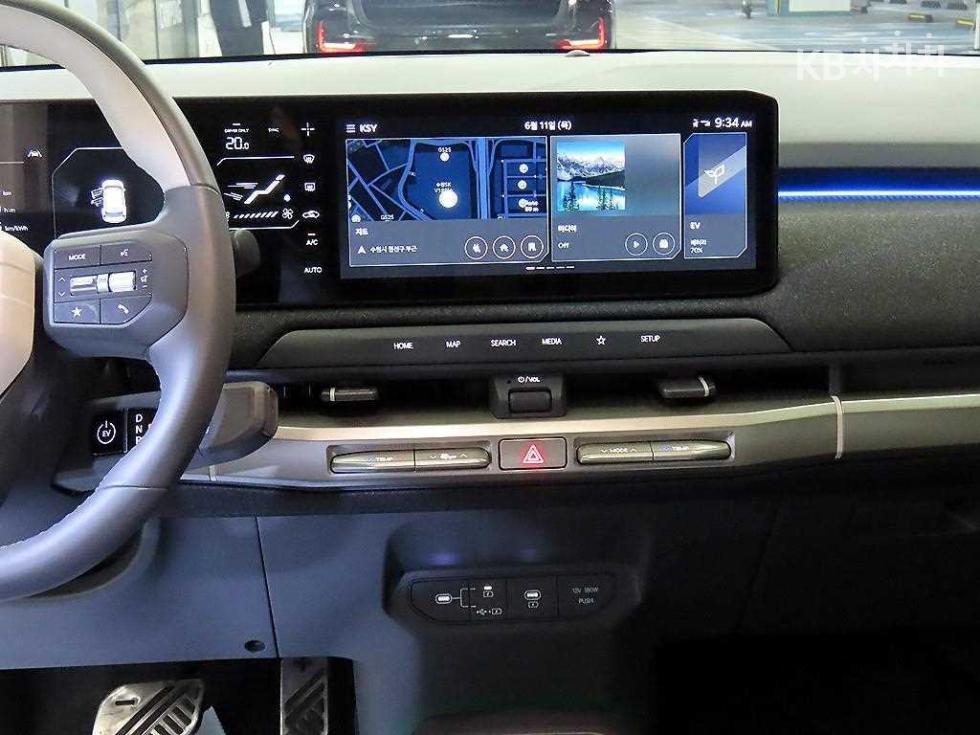 2025 - kia ev3
