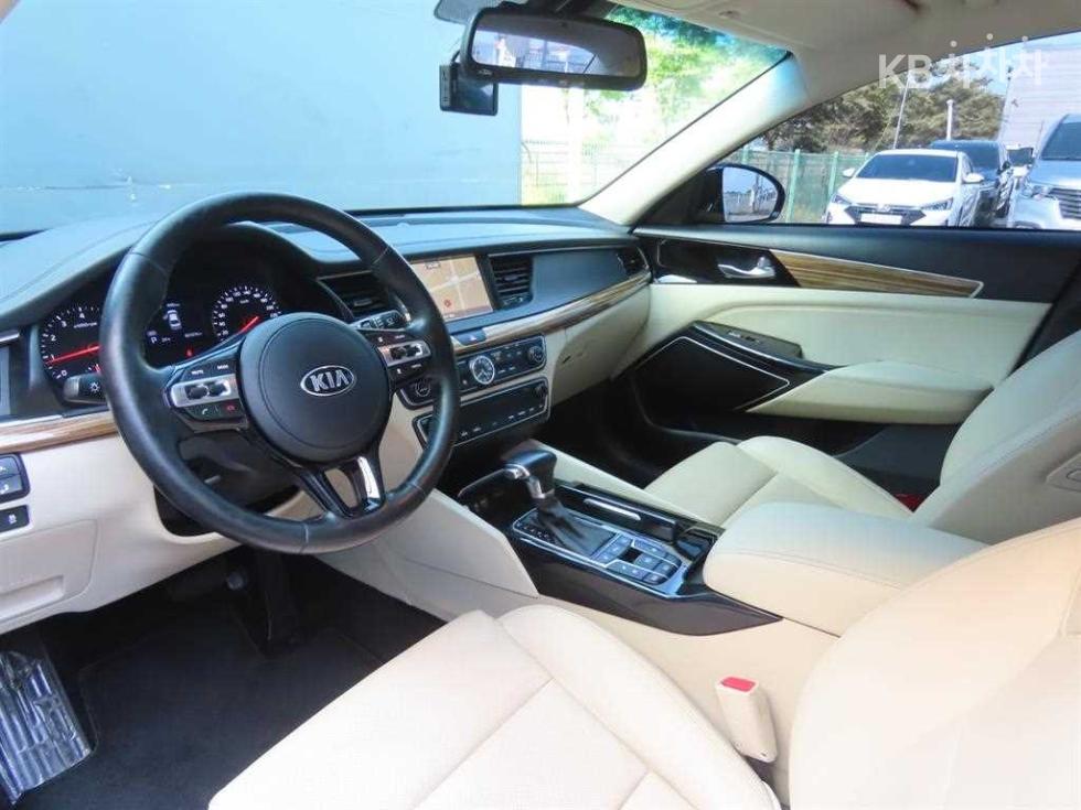 2016 - kia k7