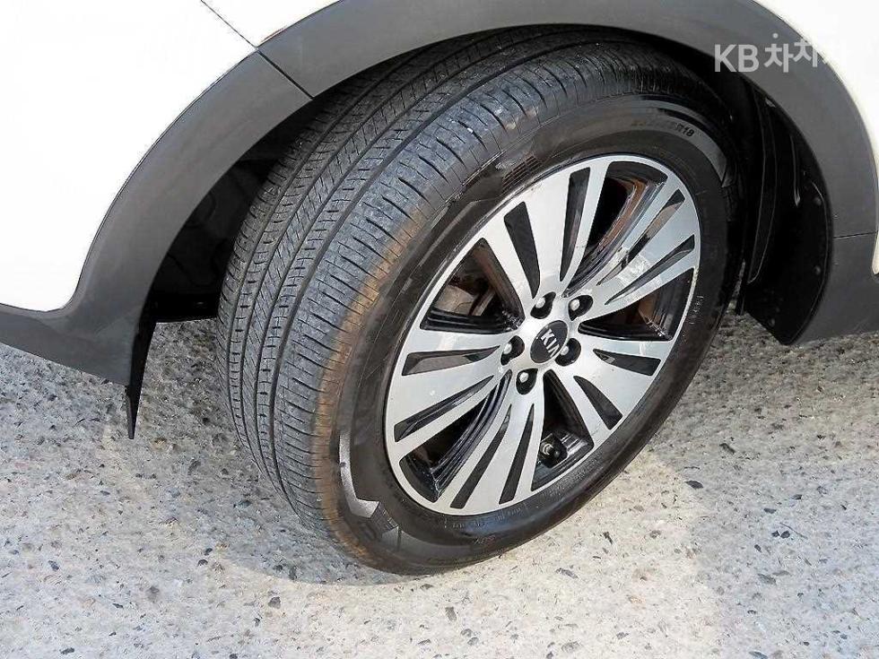 2015 - kia sportage
