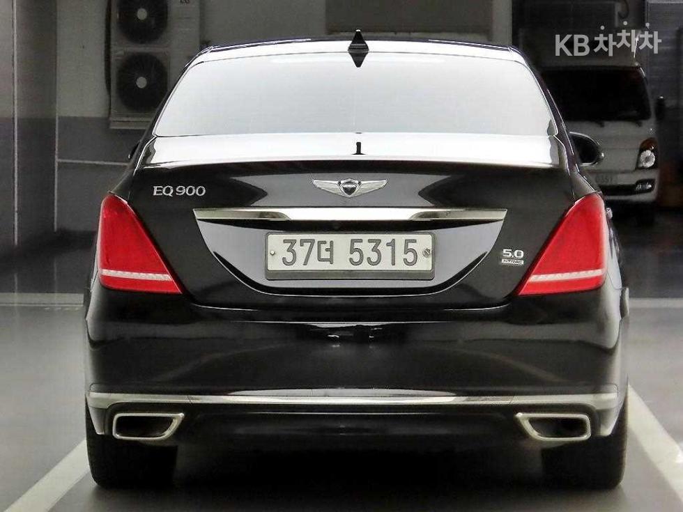 2018 - genesis eq900