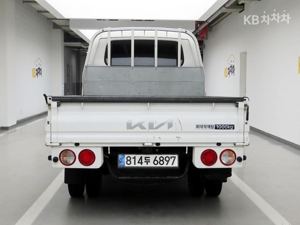2023 - kia bongo iii