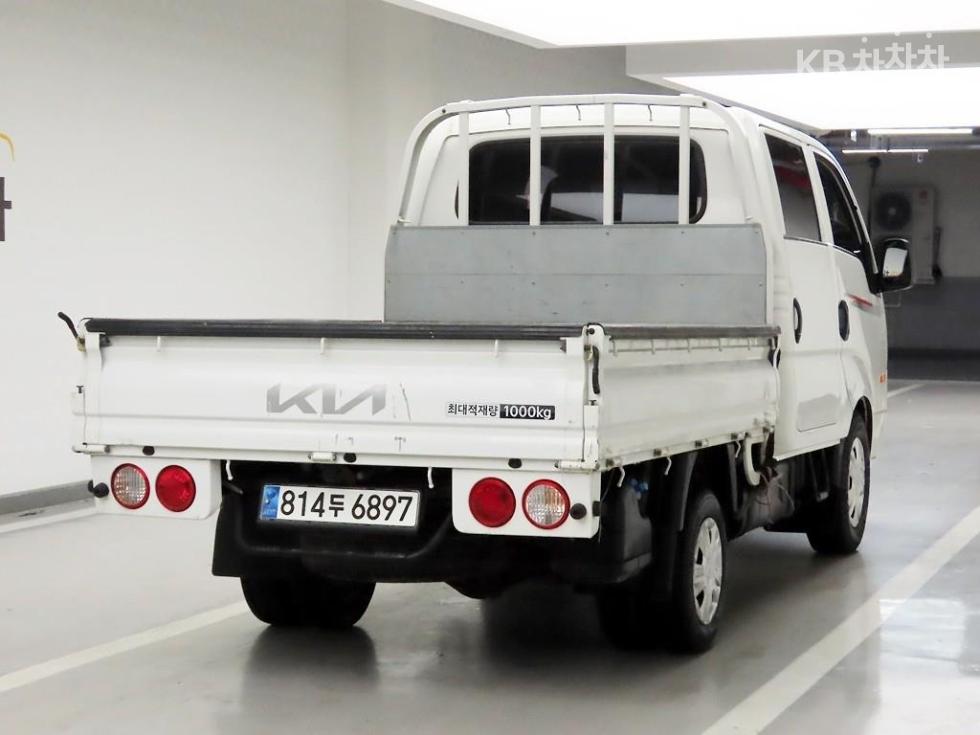 2023 - kia bongo iii