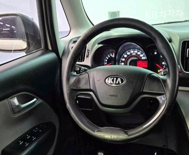 2013 - kia ray