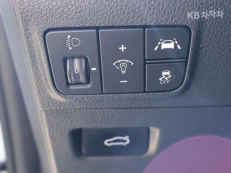 2020 - kia k5