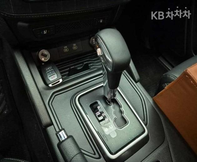 KG Mobility (Ssangyong) Musso Sport Q261 4WD Prestige 9