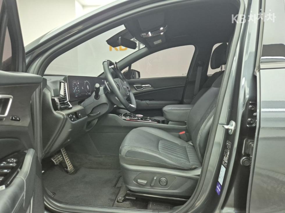 2024 - kia sportage