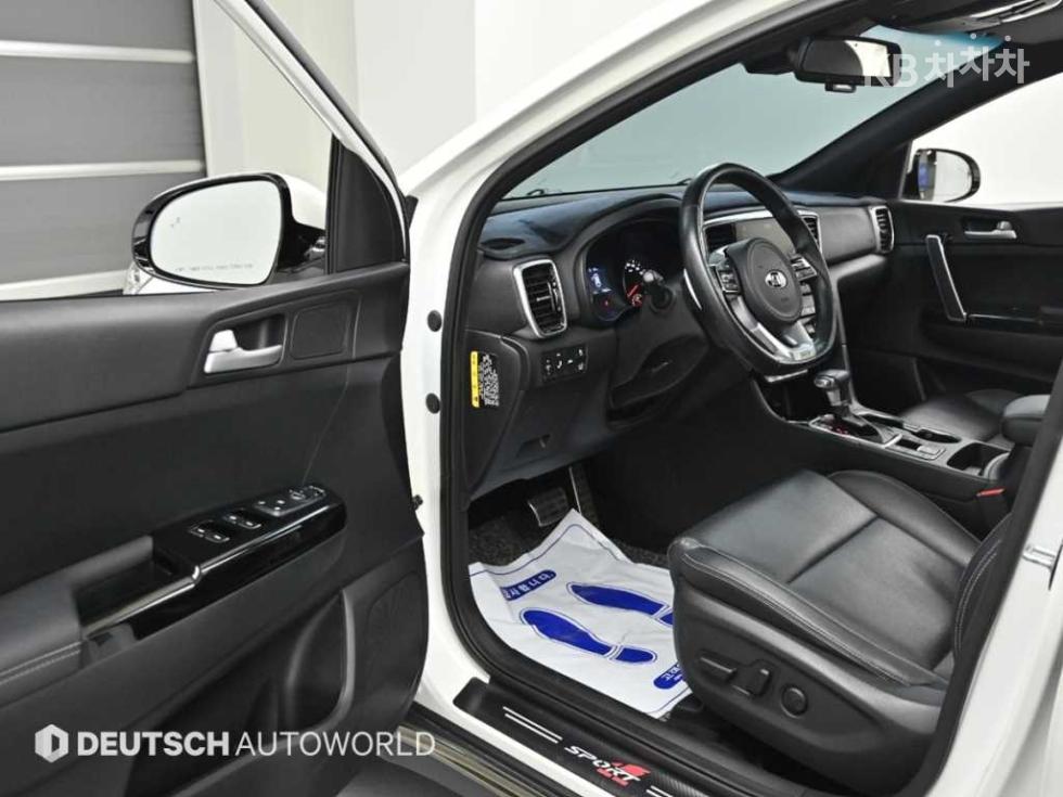 2019 - kia sportage