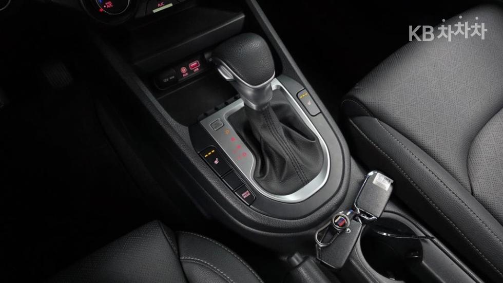 2020 - kia k3