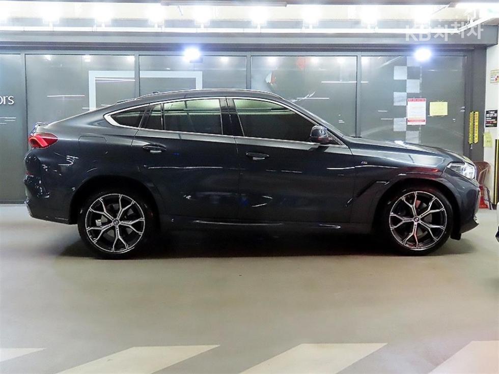 2022 BMW BMW X6(G06) photo