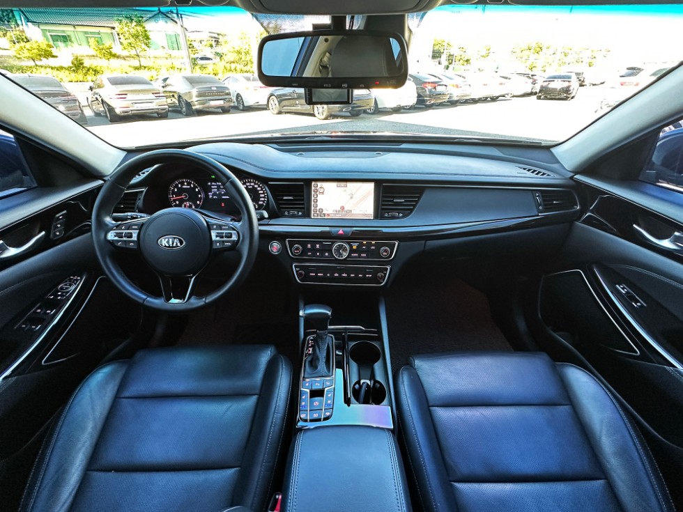 2019 - kia k7