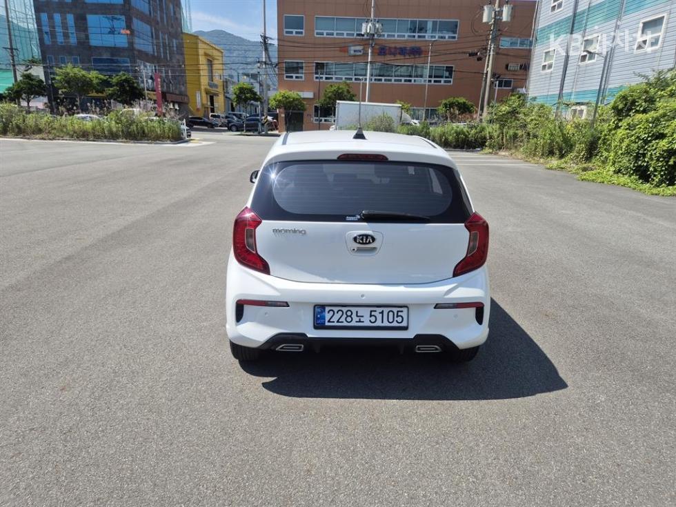 2021 - kia morning
